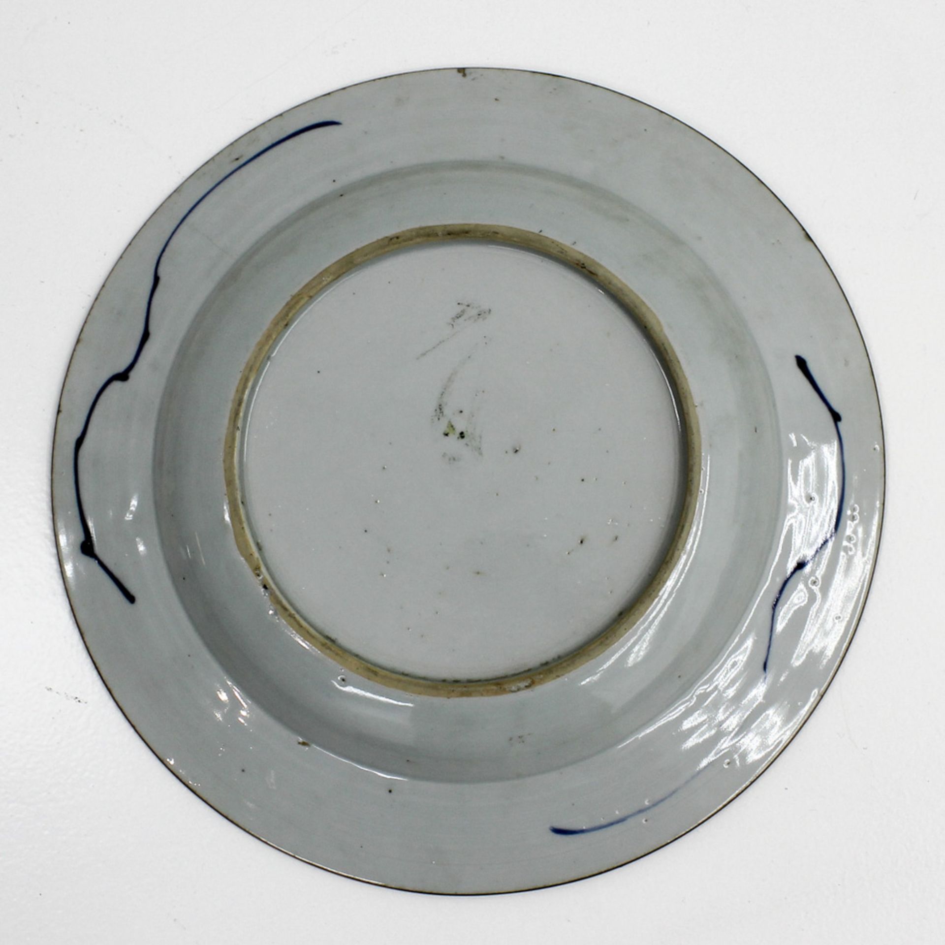 18th Century China Porcelain Imari Plate Chinese Imari Plate, 22 cm in diameter. - Bild 2 aus 2