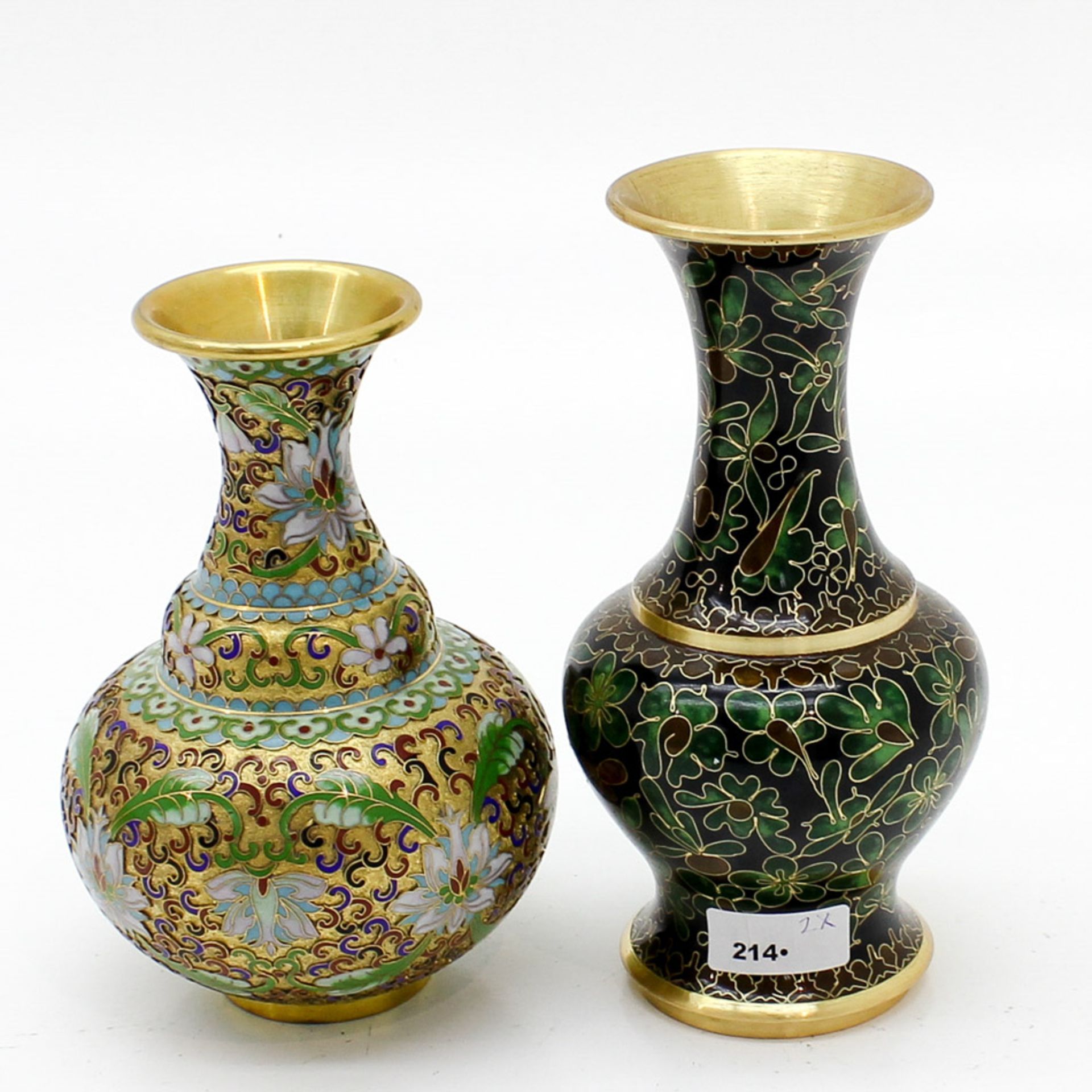 Lot of 2 Chinese CloisonnÈ Vases 20 cm and 18 cm tall.