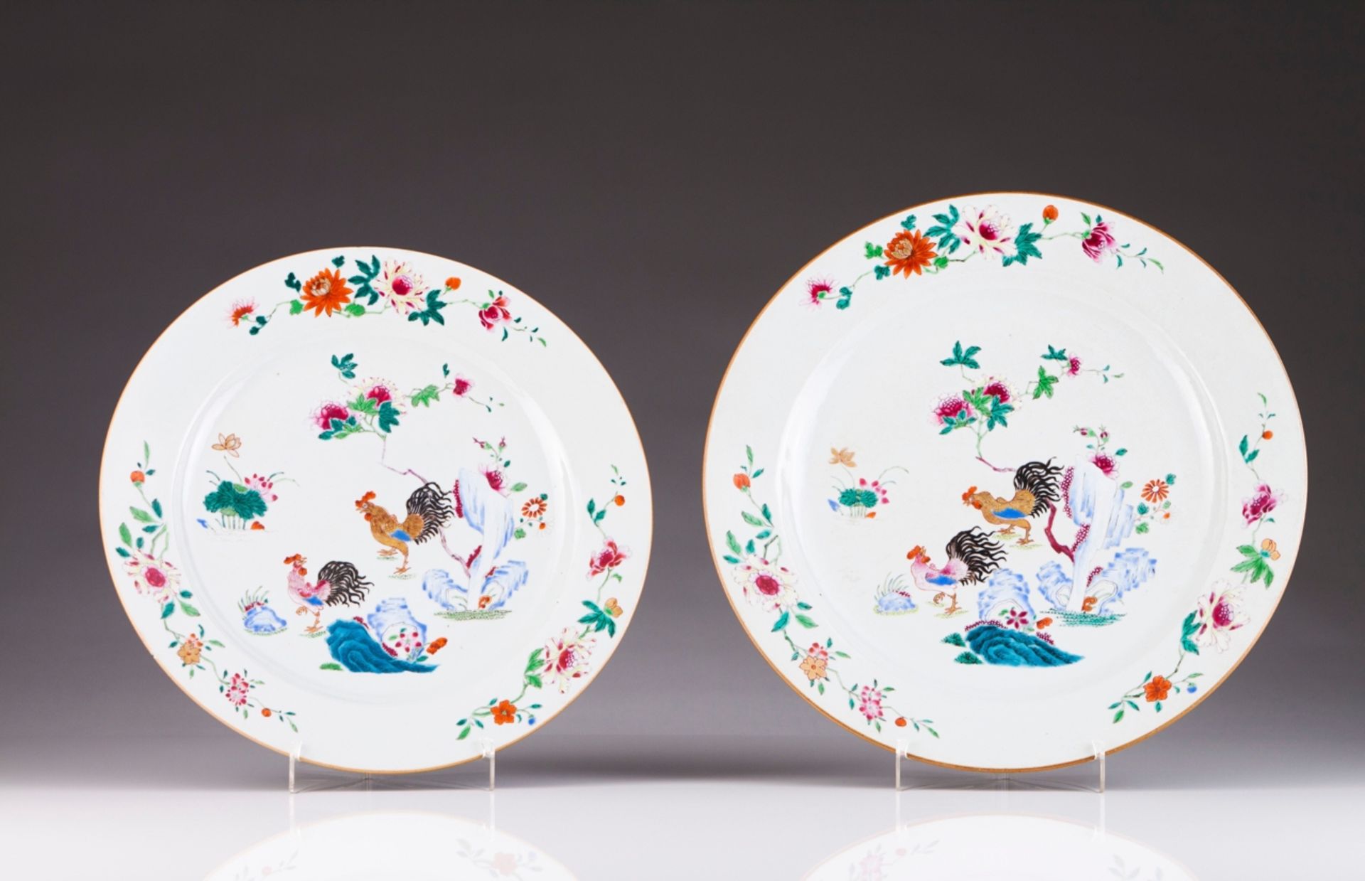 A Qianlong charger
Chinese export porcelain
Polychrome and gilt decoration depicting roosters and