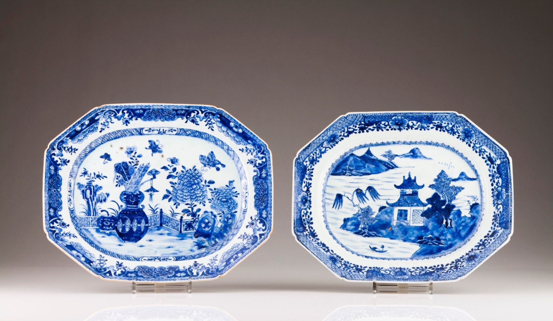 A Qianlong scalloped dish
Chinese export porcelain
Blue decoration with riverscape and pagoda