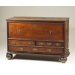 An 18th century Portuguese Brazilian Magohany chest
With drawers
Original lateral mounts and the