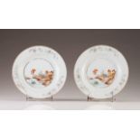 A pair of plates
Chinese export porcelain
Polychrome, grisaille and rouge-de-fer decoration