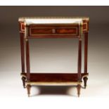A pair of Louis XVI style guéridons
Mahogany
Brass mounts and marble top with gallery

88x81x33 cm