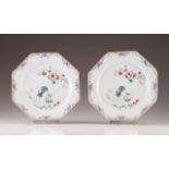 A pair of octagonal plates
Chinese export porcelain
Polychrome decoration with peacocks and