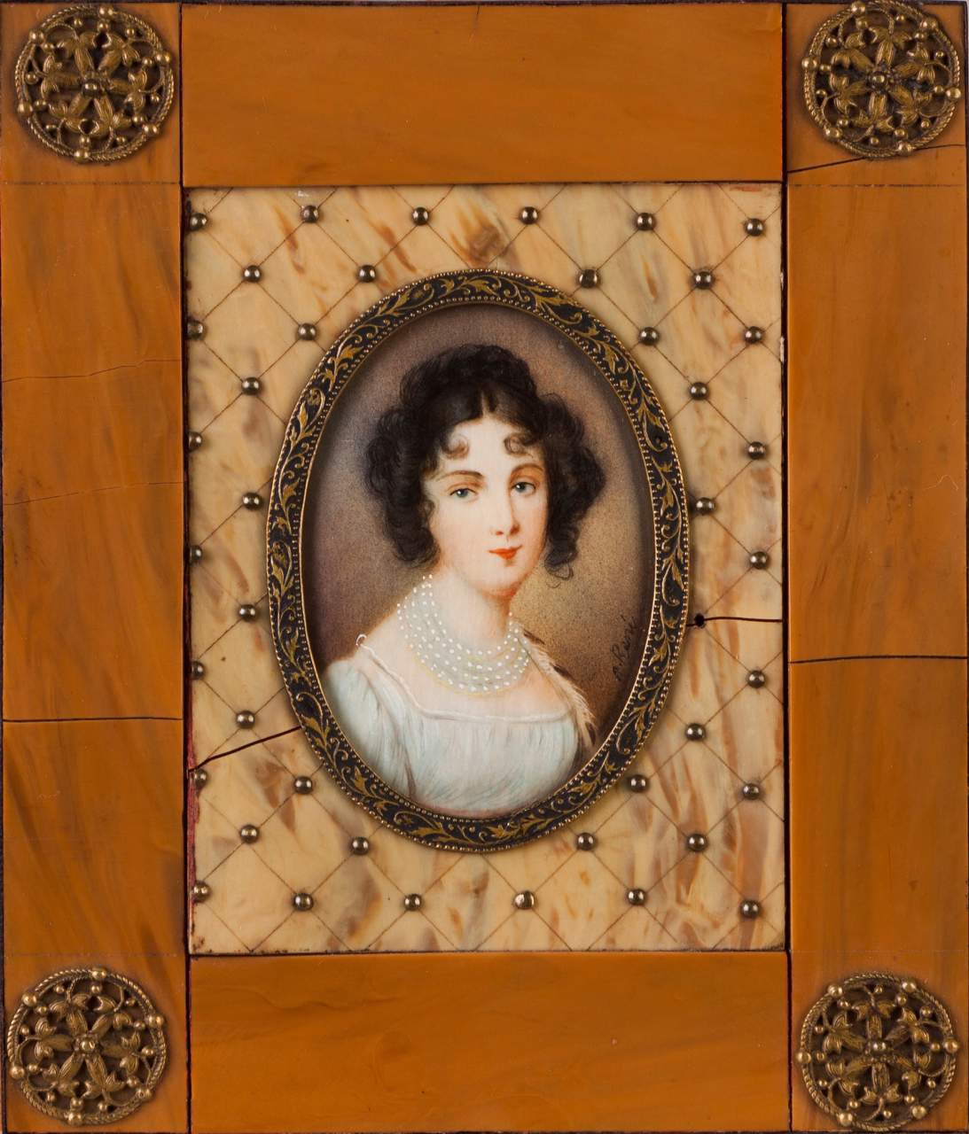 European School of the 19th century
Feminine figure
Miniature on ivory
Ebony frame
Signed

13,3x11,5