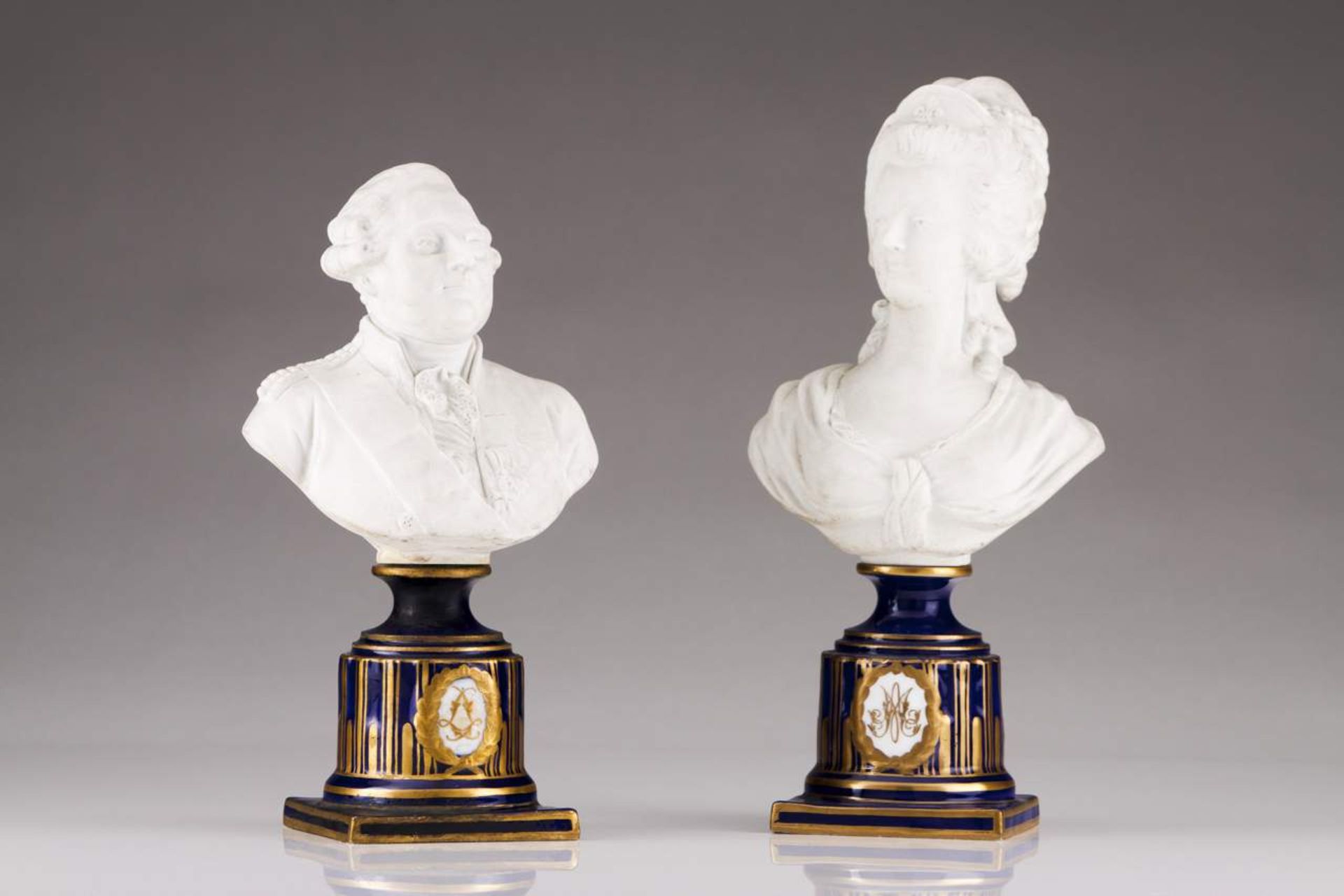 Marie Antoinette and Louis XVI
A pair of bicuit porcelain sculptures
Polychrome bases (one restored)