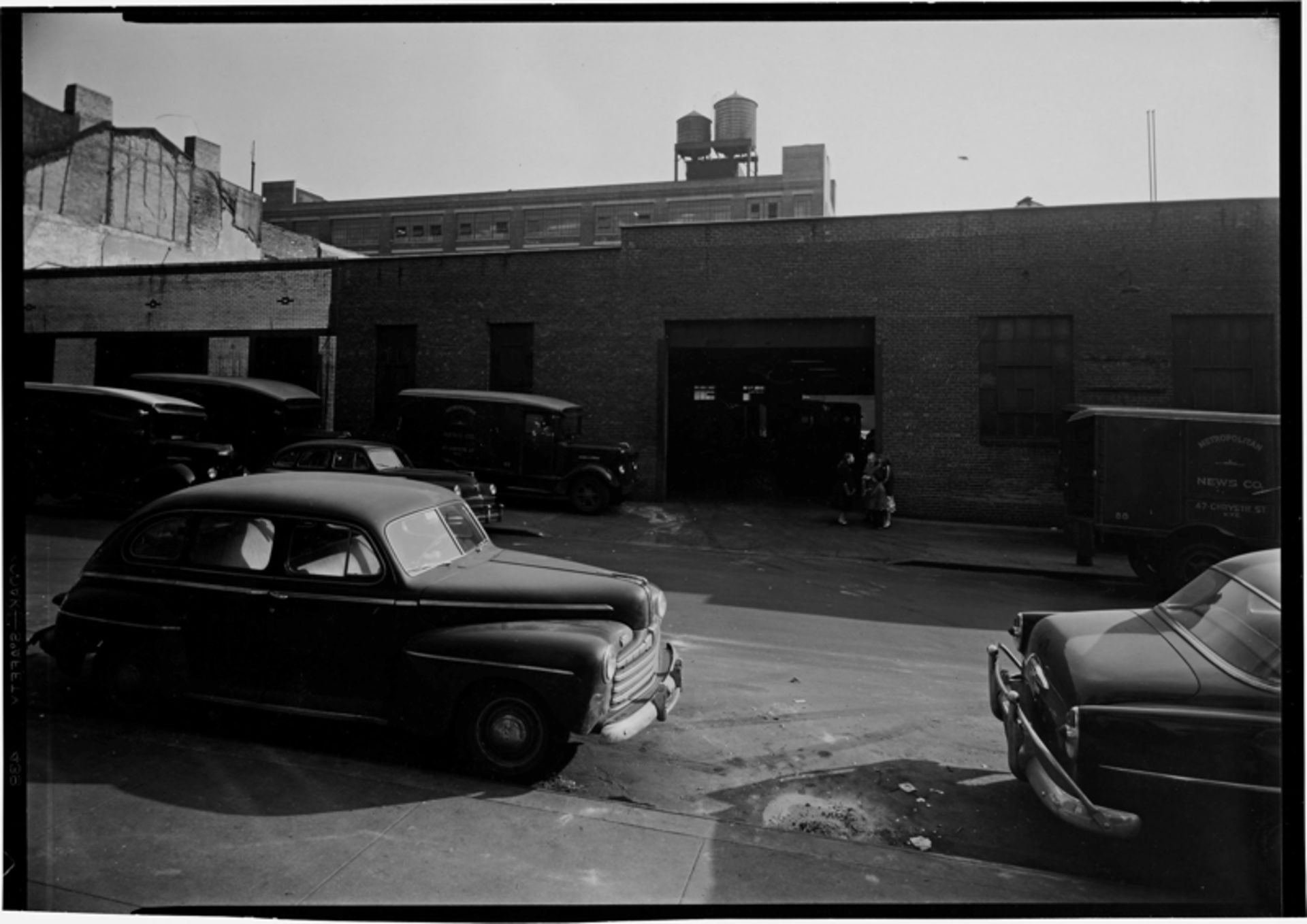 Berenice Abbott (Springfield, Ohio 1898 – 1991 Monson, Maine)CHERRY STREET, NEW YORK. 1940er