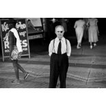 Louis Faurer (Philadelphia 1916 – 2001 New York)„BOARDWALK, ATLANTIC CITY N.J.“. Um