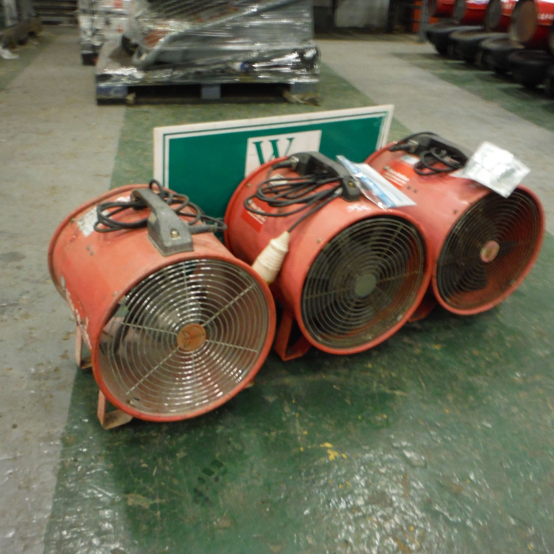 3 x ELITE 300 air mover/fume extractor