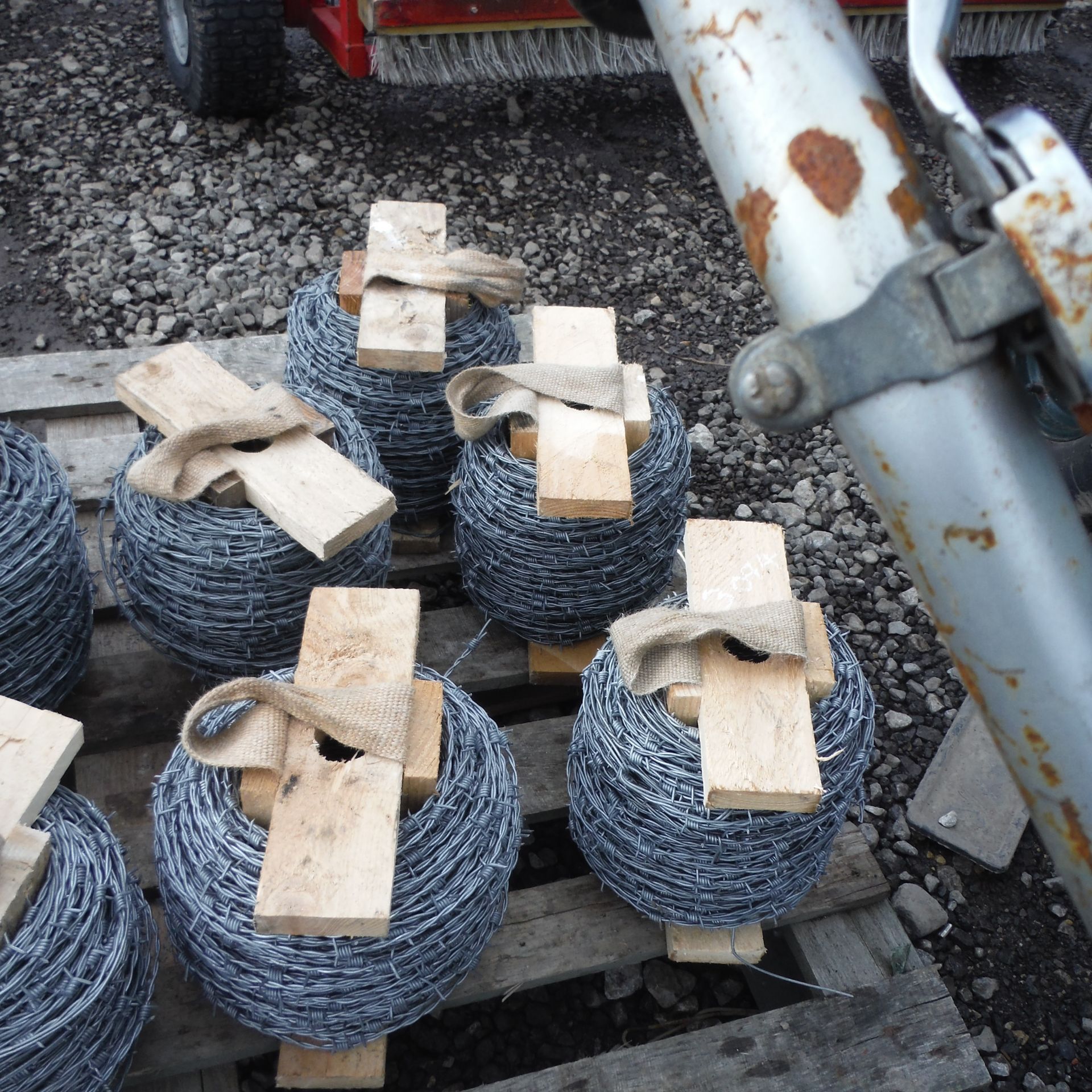 5 x reels of barbed wire