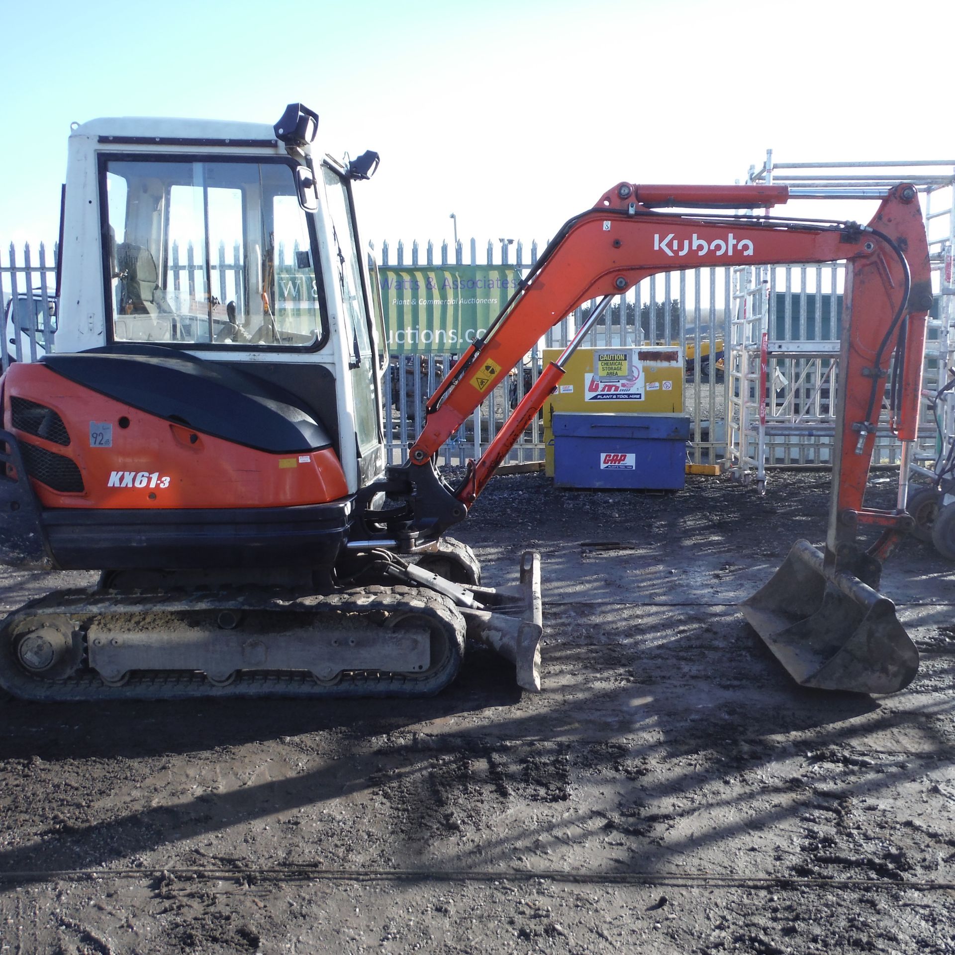 2005 KUBOTA KX61-3 rubber tracked excavator S/n: Z055645(3,800 recorded hours) with bucket, - Image 2 of 4