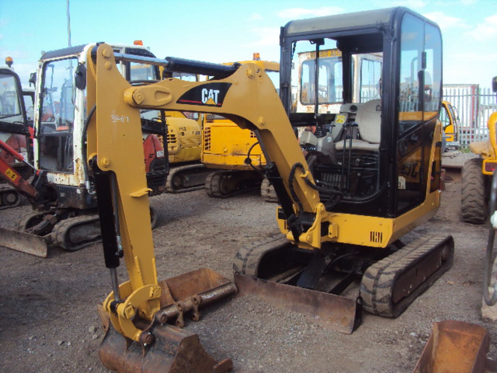 CATERPILLAR 301.8 rubber tracked excavator S/n:CLJSB00648  with 2 buckets, blade, piped, cab &