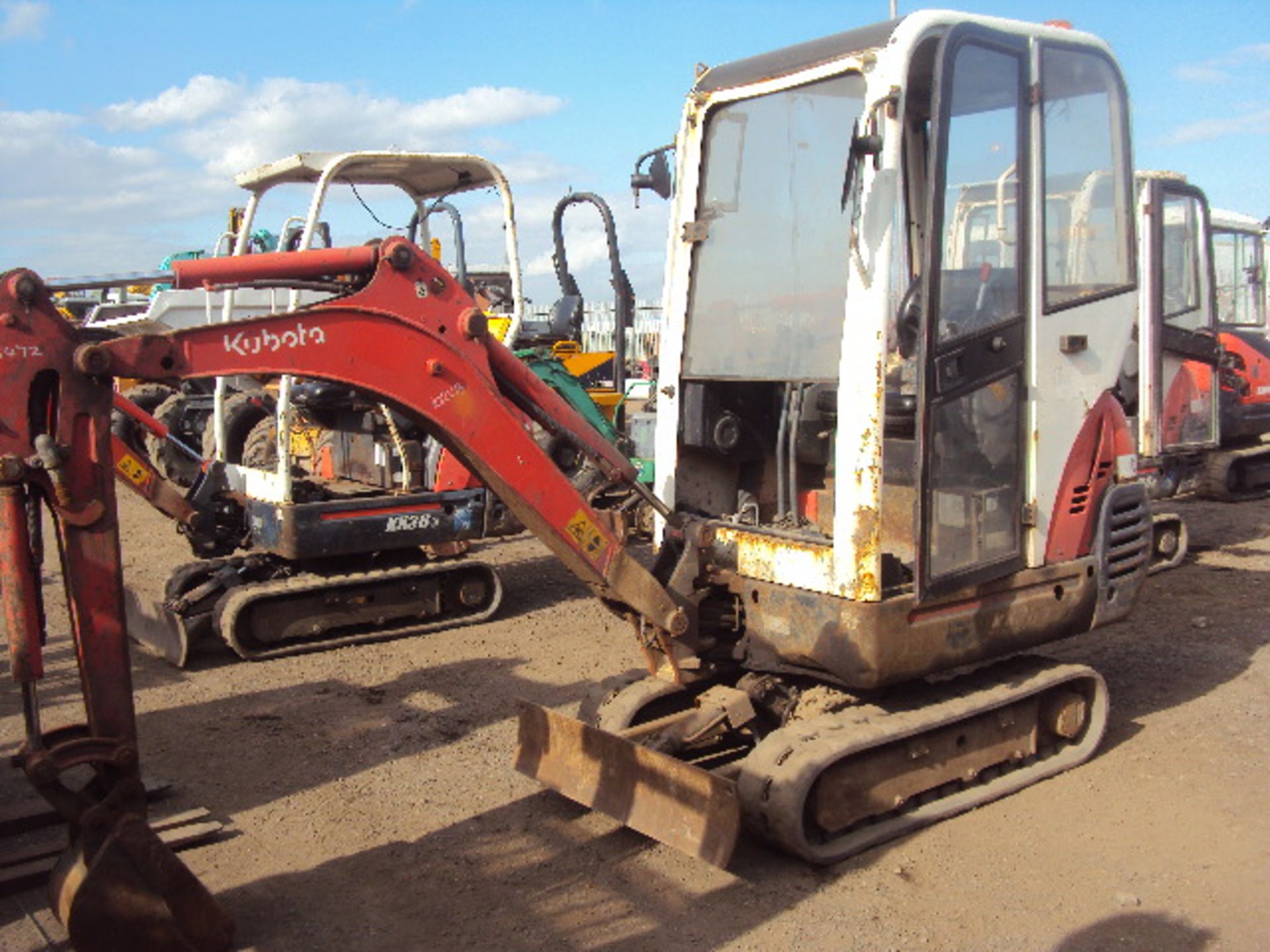 2005 KUBOTA KX36-3 rubber tracked mini excavator S/n: Z075770 (204941) with bucket, blade, piped &