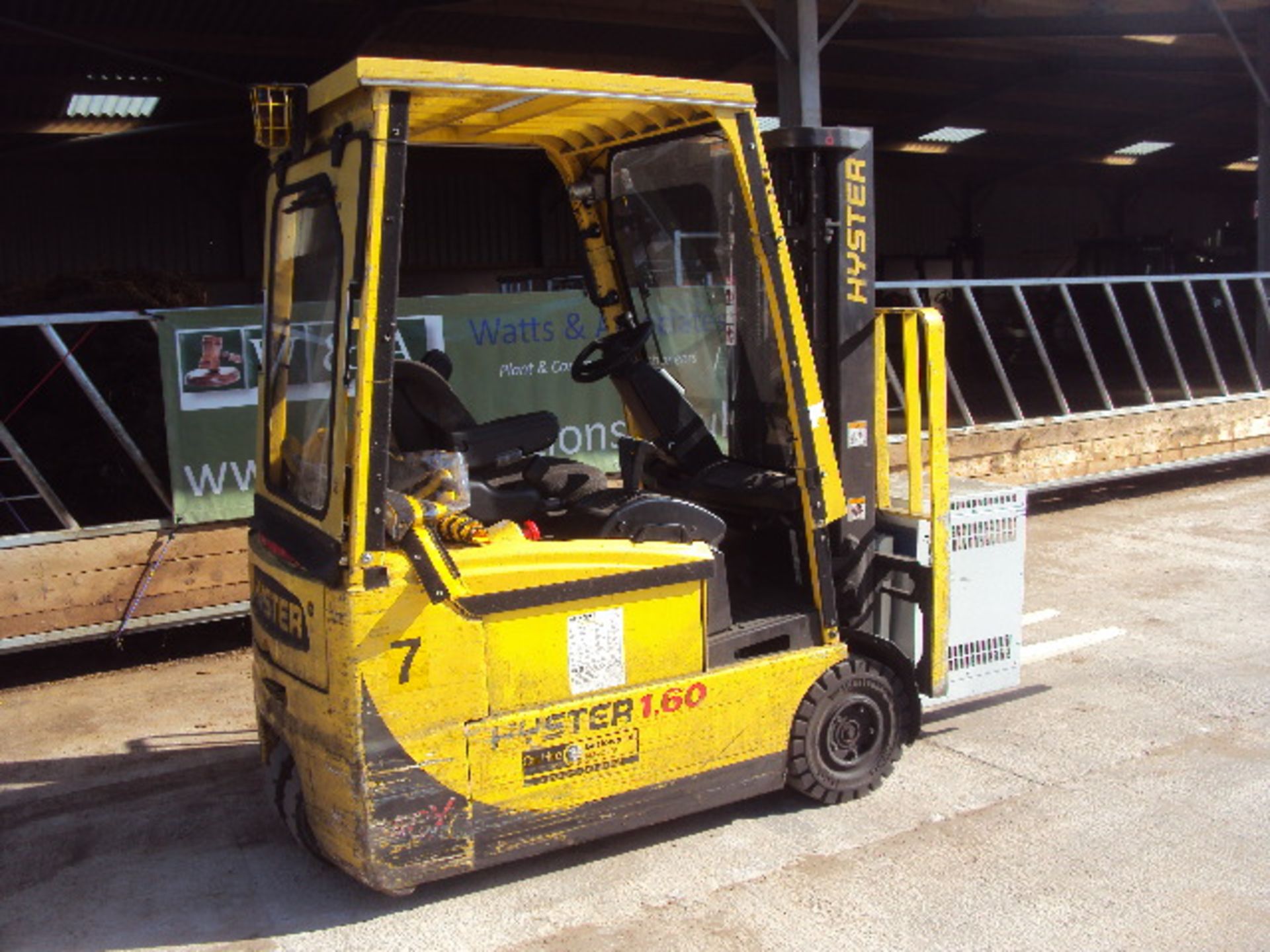 2008 HYSTER J1.60MT 1.6t battery driven forklift truck with Weather-shield cab, side-shift, - Image 2 of 6