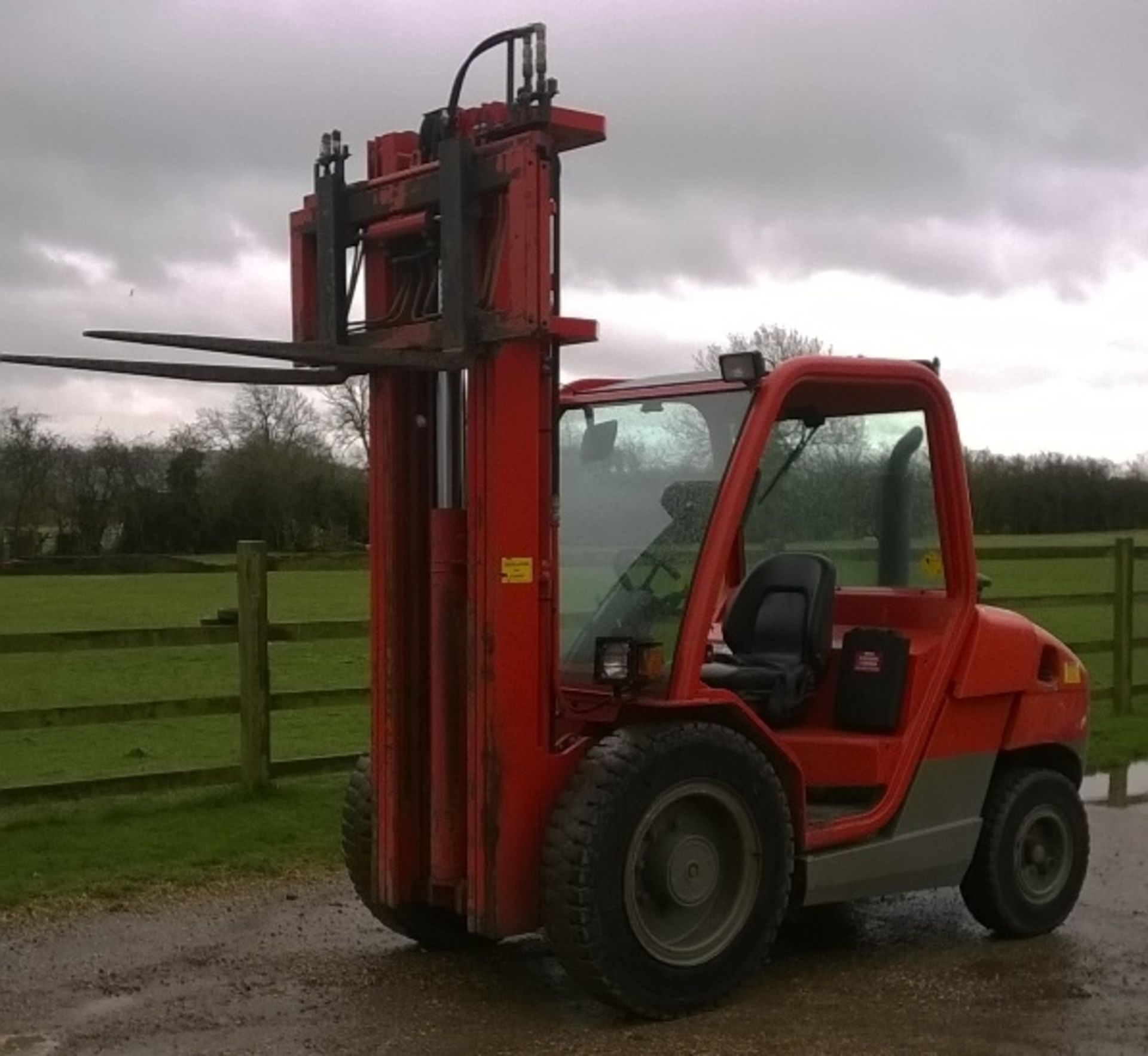 2005 MANITOU MSI 30D 3t 2wd diesel driven rough terrain forklift truck - Image 5 of 9