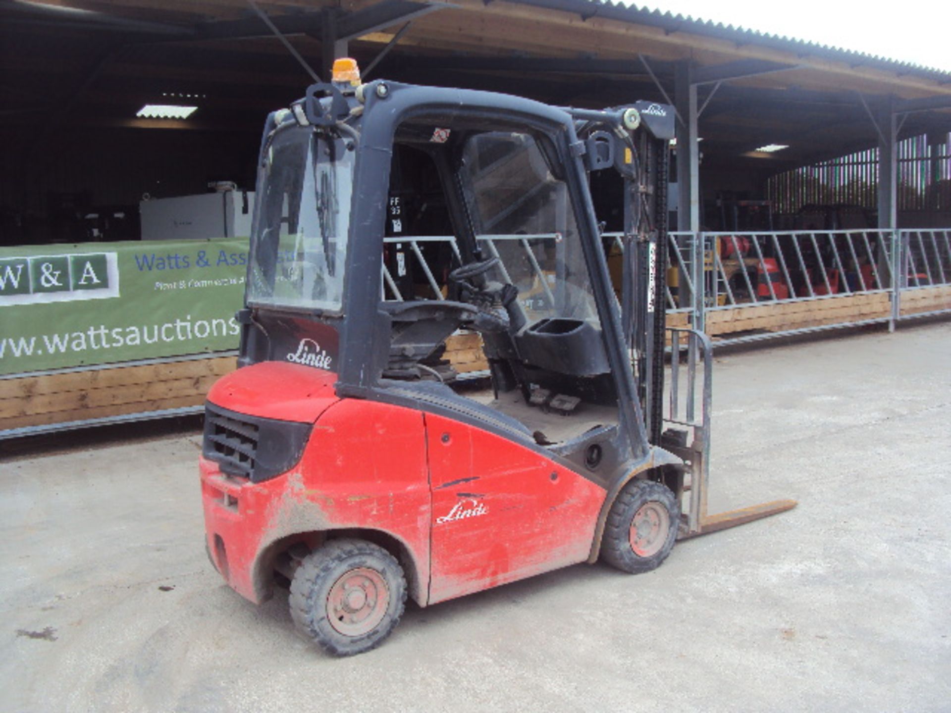 2007 LINDE H16 1.6t diesel driven forklift truck S/n: H2X391V02312 (1904 recorded hours) with duplex - Image 2 of 9