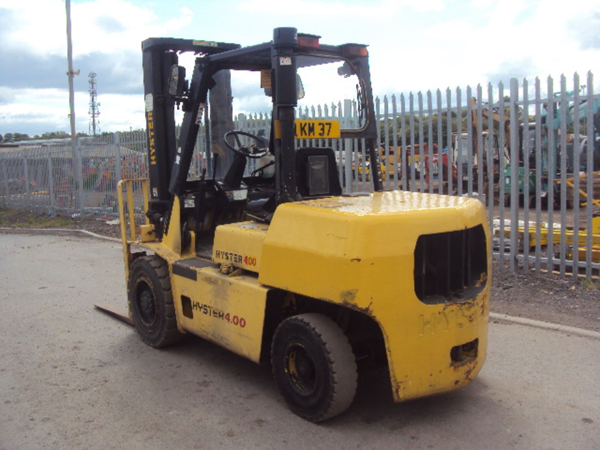 1996 HYSTER H4.00XLS/6 4t diesel driven forklift truck S/n: G005A06355T (2737 recorded hours) with - Image 4 of 7