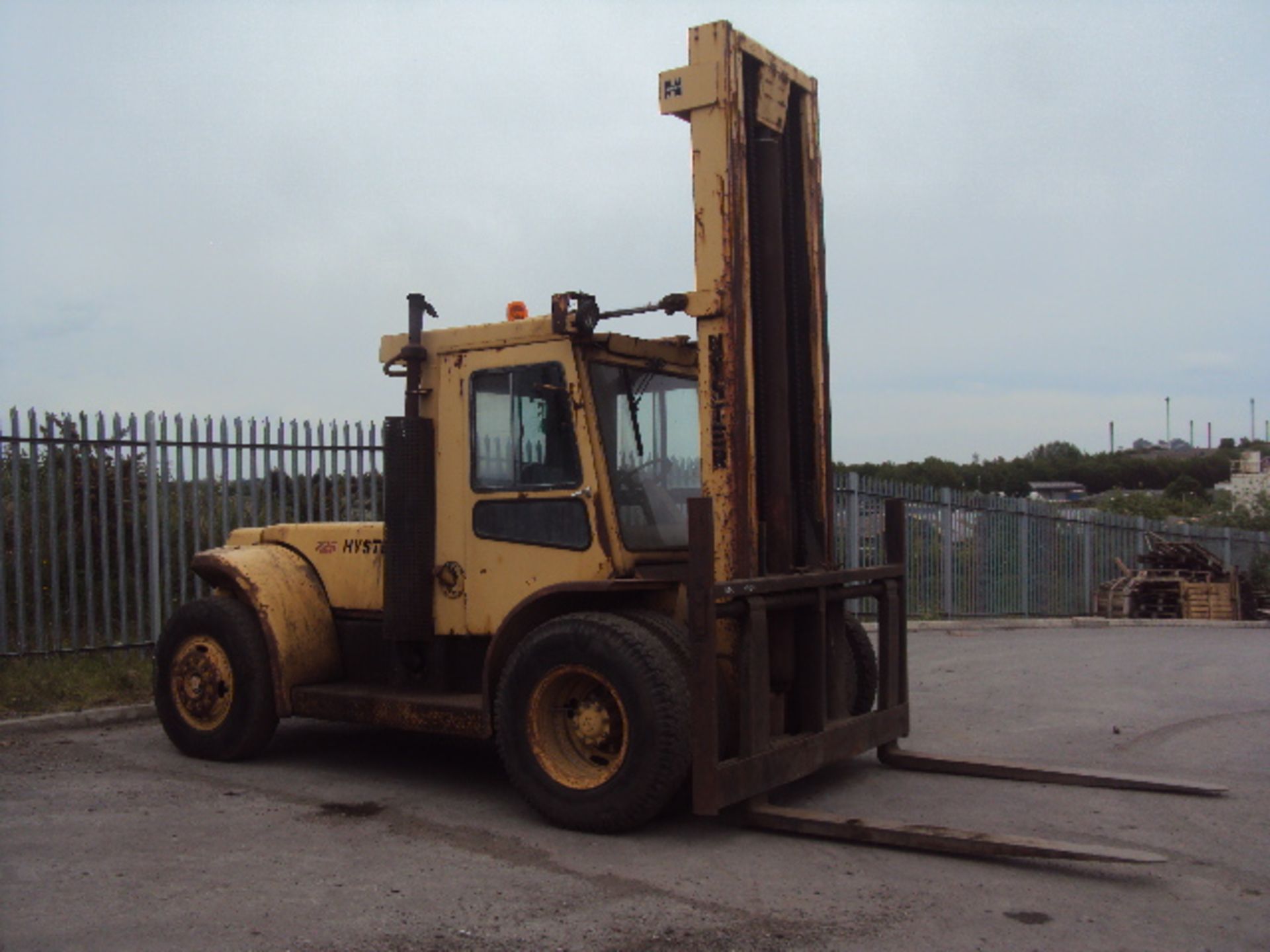 HYSTER H225 10t diesel driven forklift truck S/nC7A1660Z with dual wheels & duplex mast (RDL)