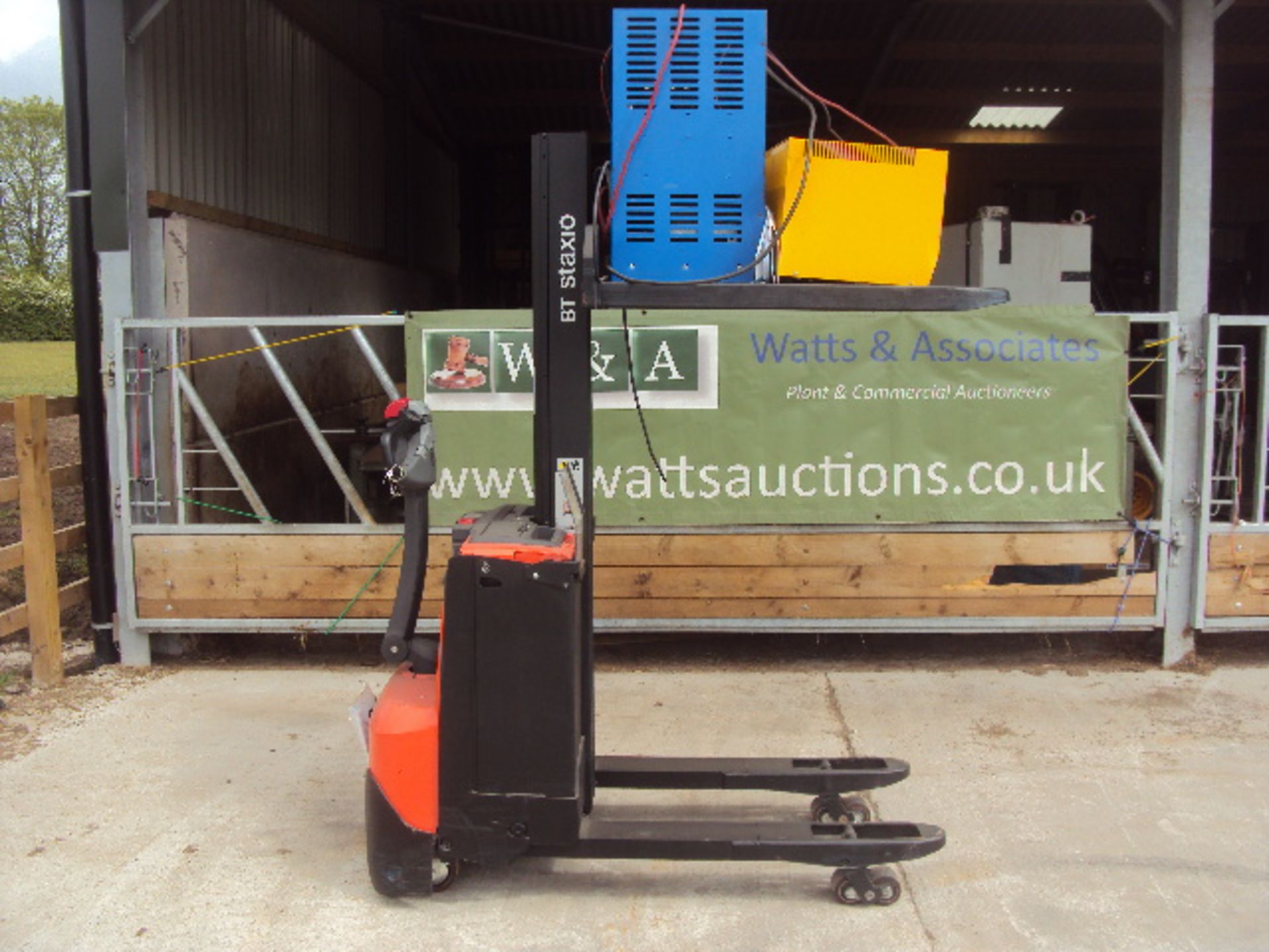 2009 BT Staxio 2t battery driven high lift pallet truck S/n: 6084478 with charger (RDL) - Image 5 of 5