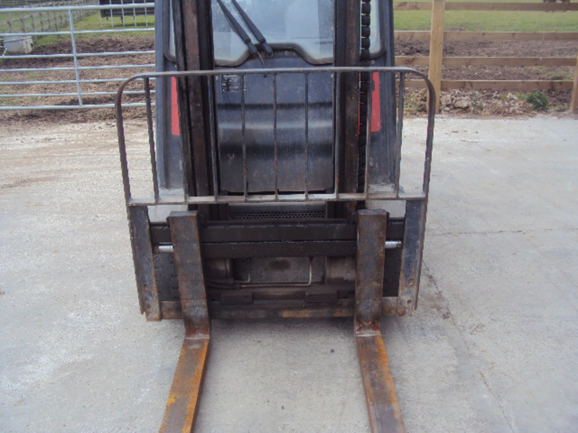 2007 LINDE H16 1.6t diesel driven forklift truck S/n: H2X391V02312 (1904 recorded hours) with duplex - Image 5 of 9