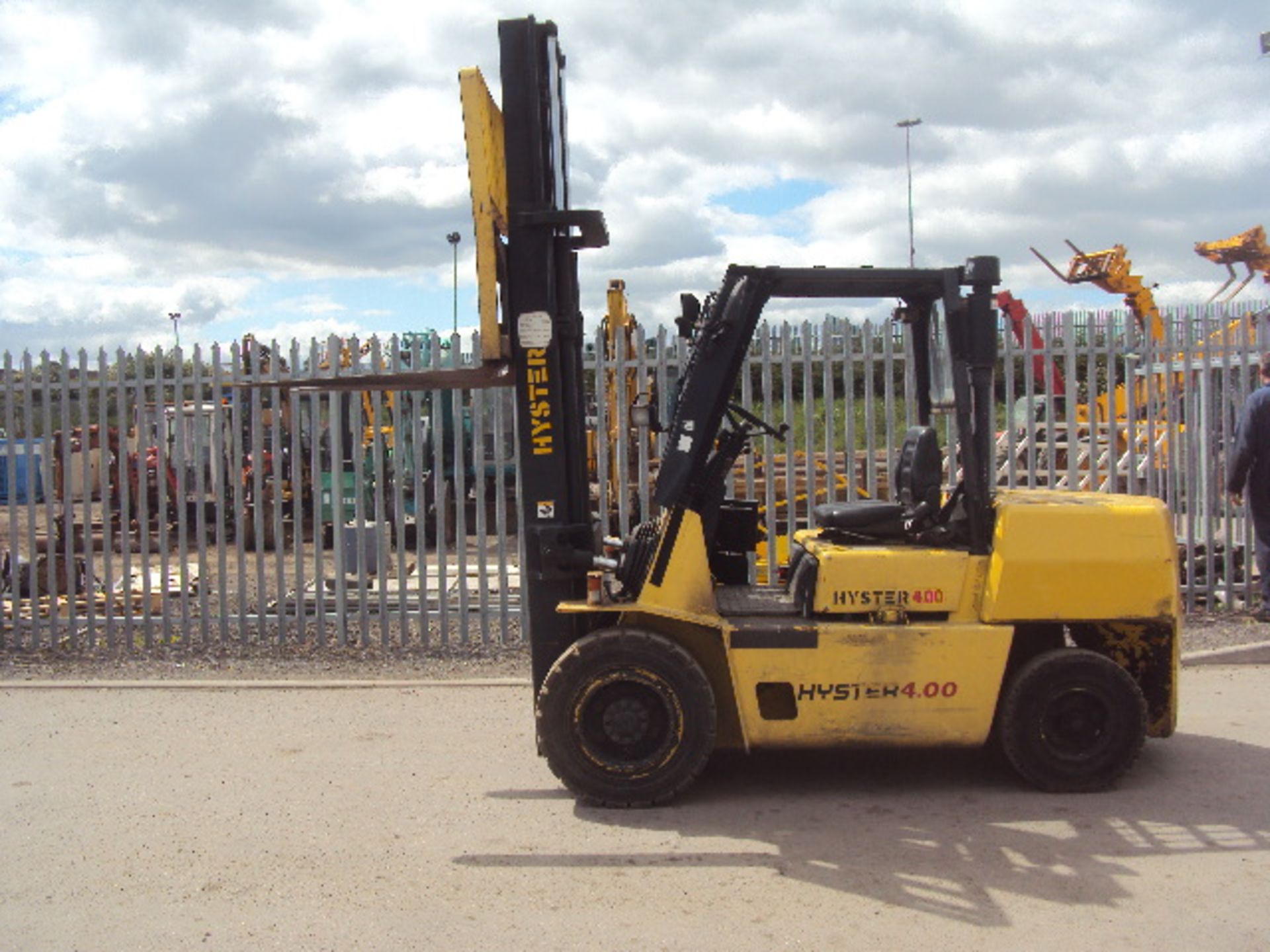 1996 HYSTER H4.00XLS/6 4t diesel driven forklift truck S/n: G005A06355T (2737 recorded hours) with - Image 7 of 7