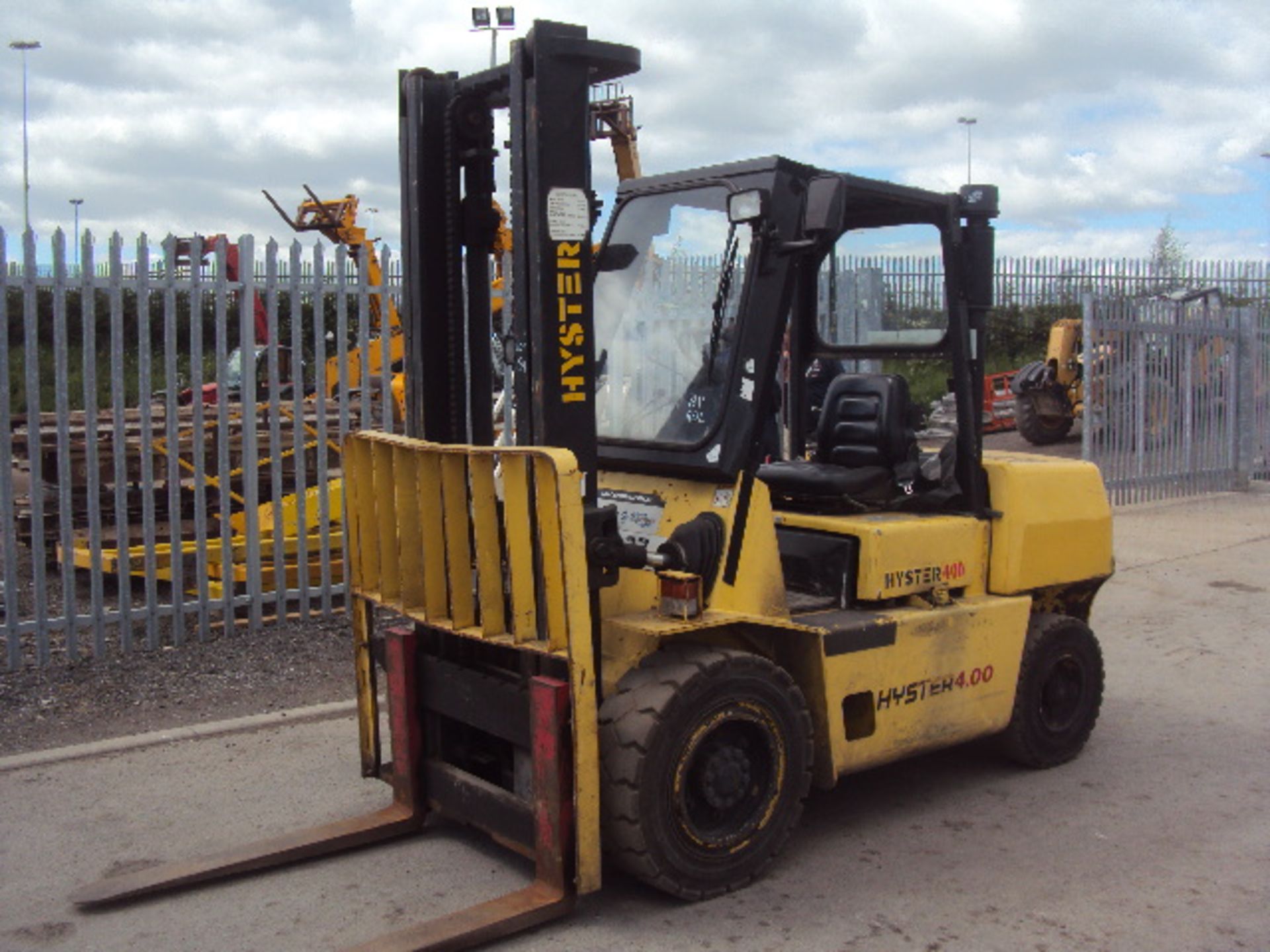 1996 HYSTER H4.00XLS/6 4t diesel driven forklift truck S/n: G005A06355T (2737 recorded hours) with