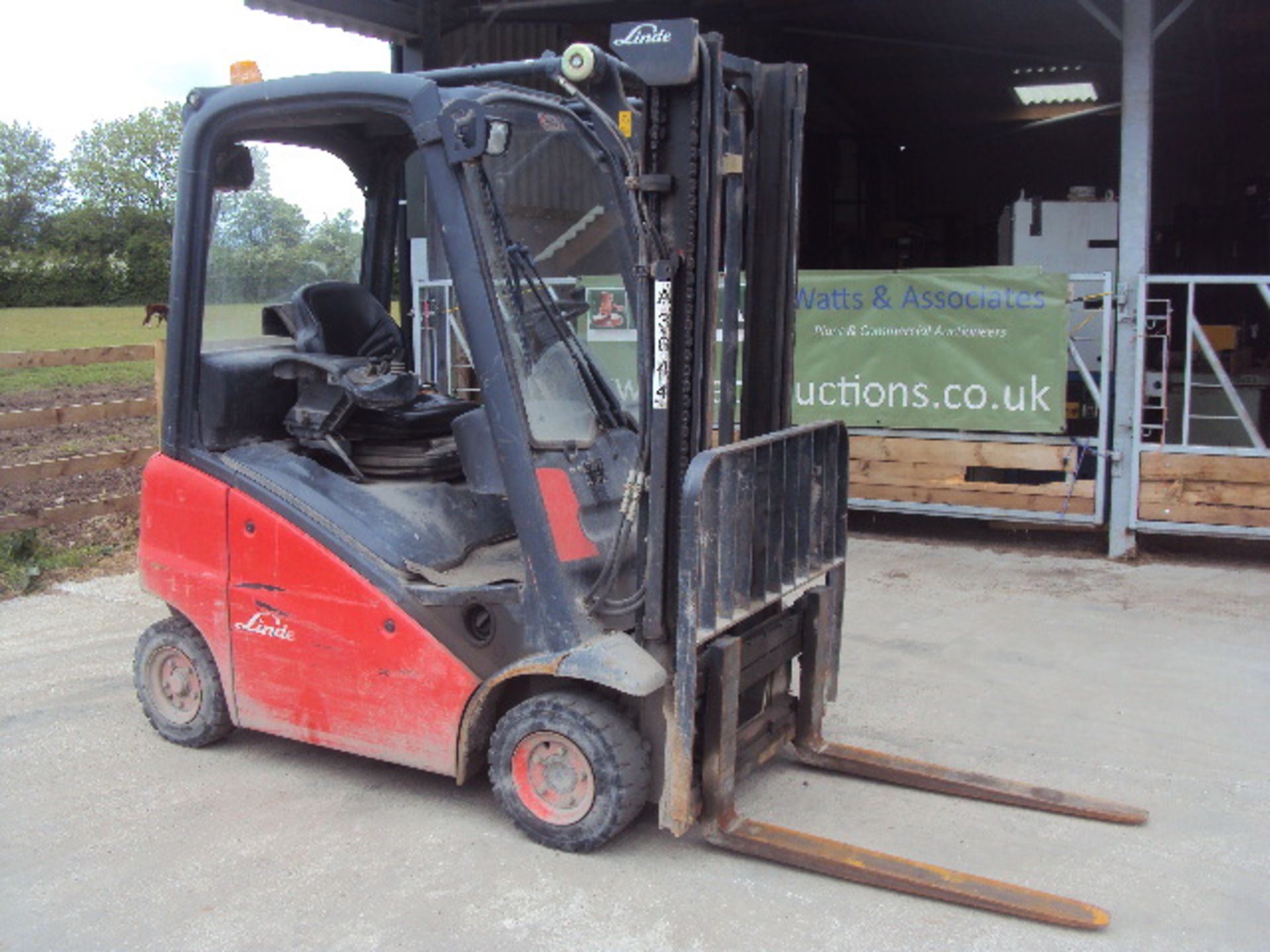 2007 LINDE H16 1.6t diesel driven forklift truck S/n: H2X391V02312 (1904 recorded hours) with duplex