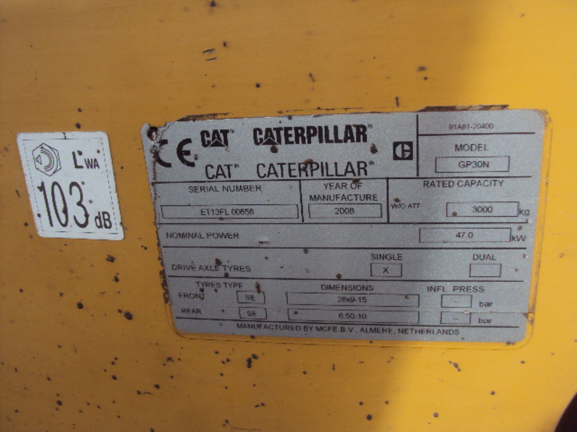 2008 CATERPILLAR GP30N 3t gas driven forklift truck S/n: ET15FL00656 (6339 recorded hours) with - Image 4 of 7