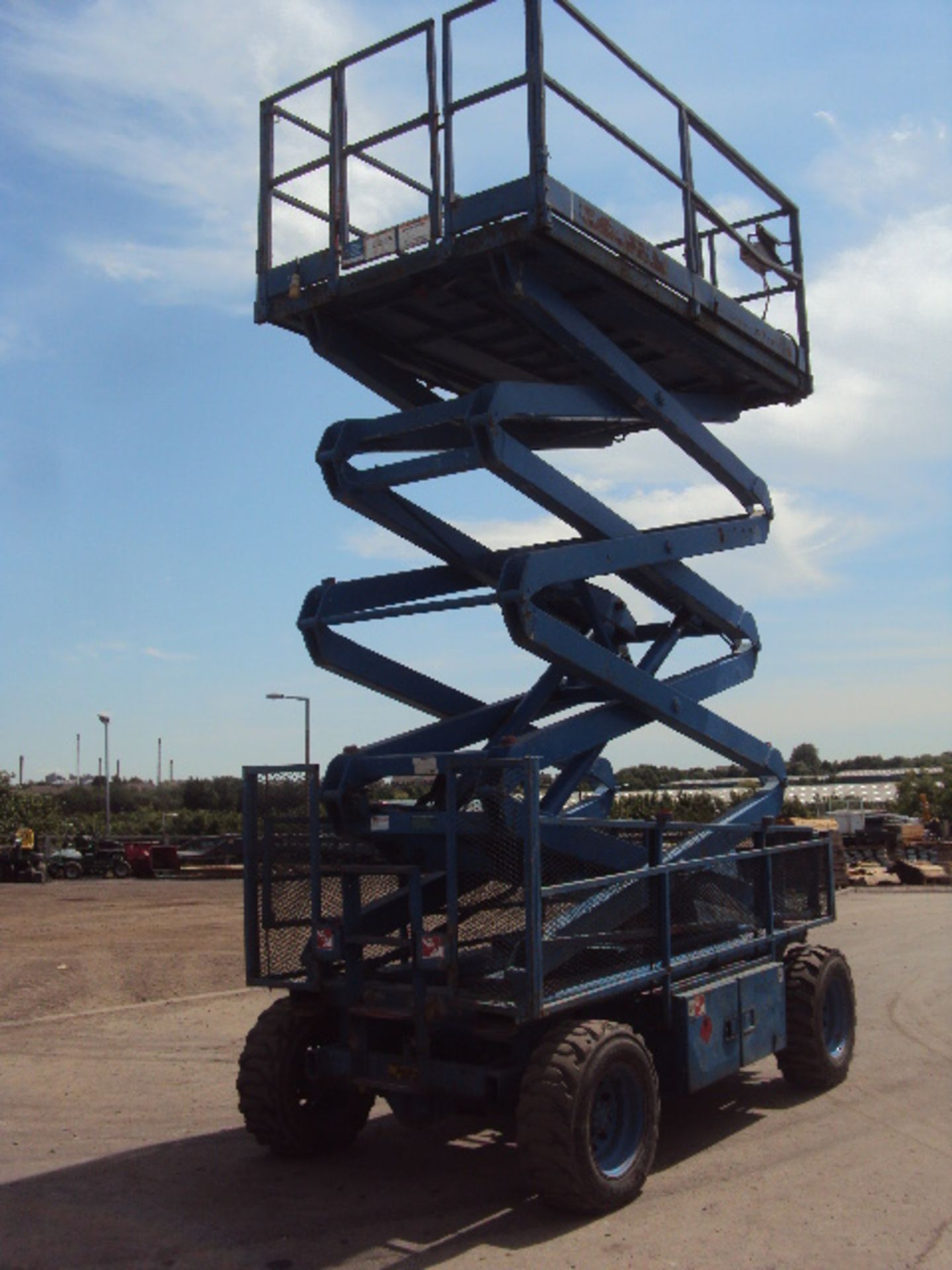 2004 SKYJACK SJ7135 2wd diesel driven scissor lift platform S/n: 340868 (RDL) - Image 2 of 3