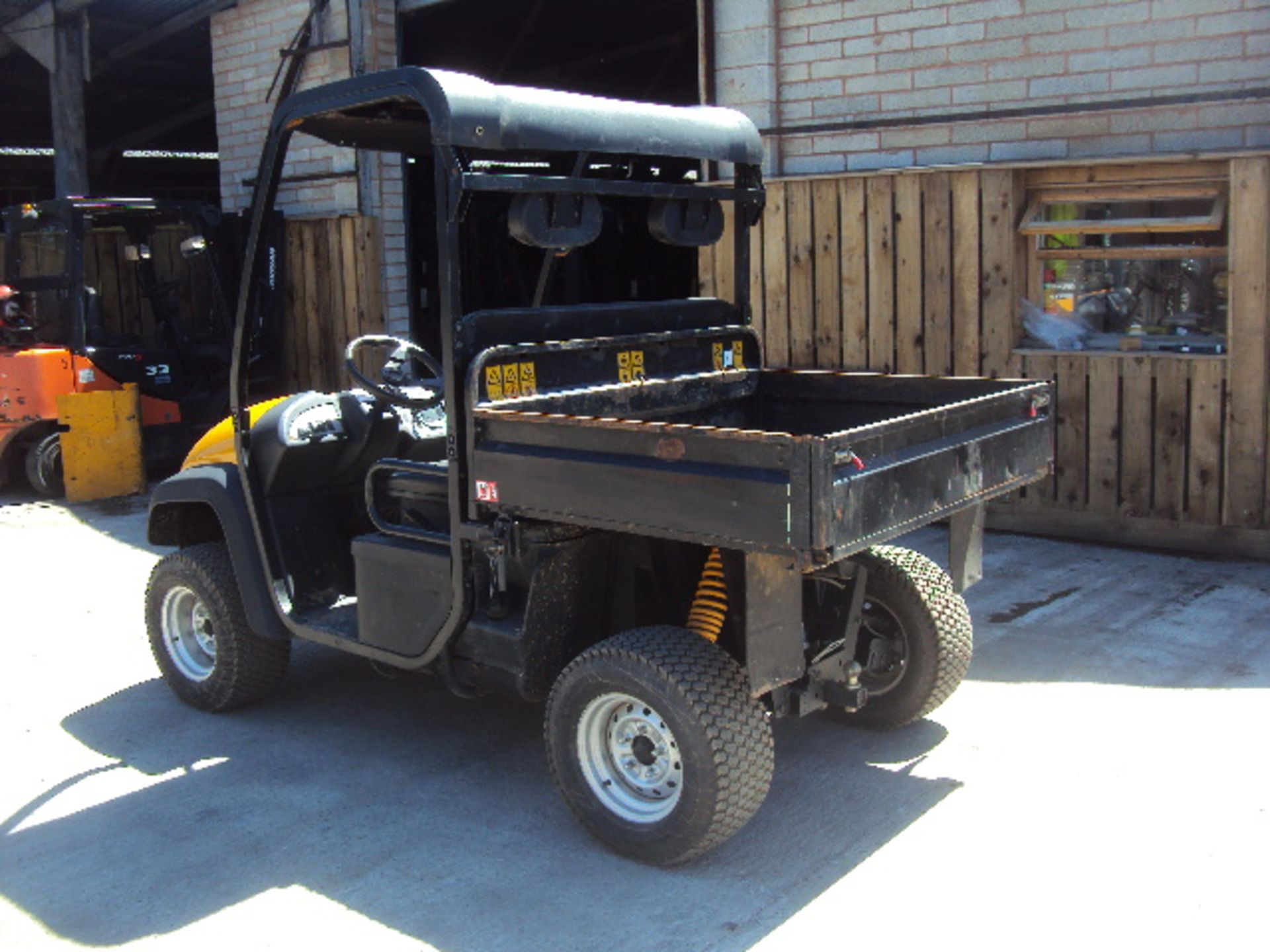 2012 JCB WORKMAX 4x4 diesel driven utility tipper S/n: E01630030 (223 recorded hours) with manual - Image 2 of 6