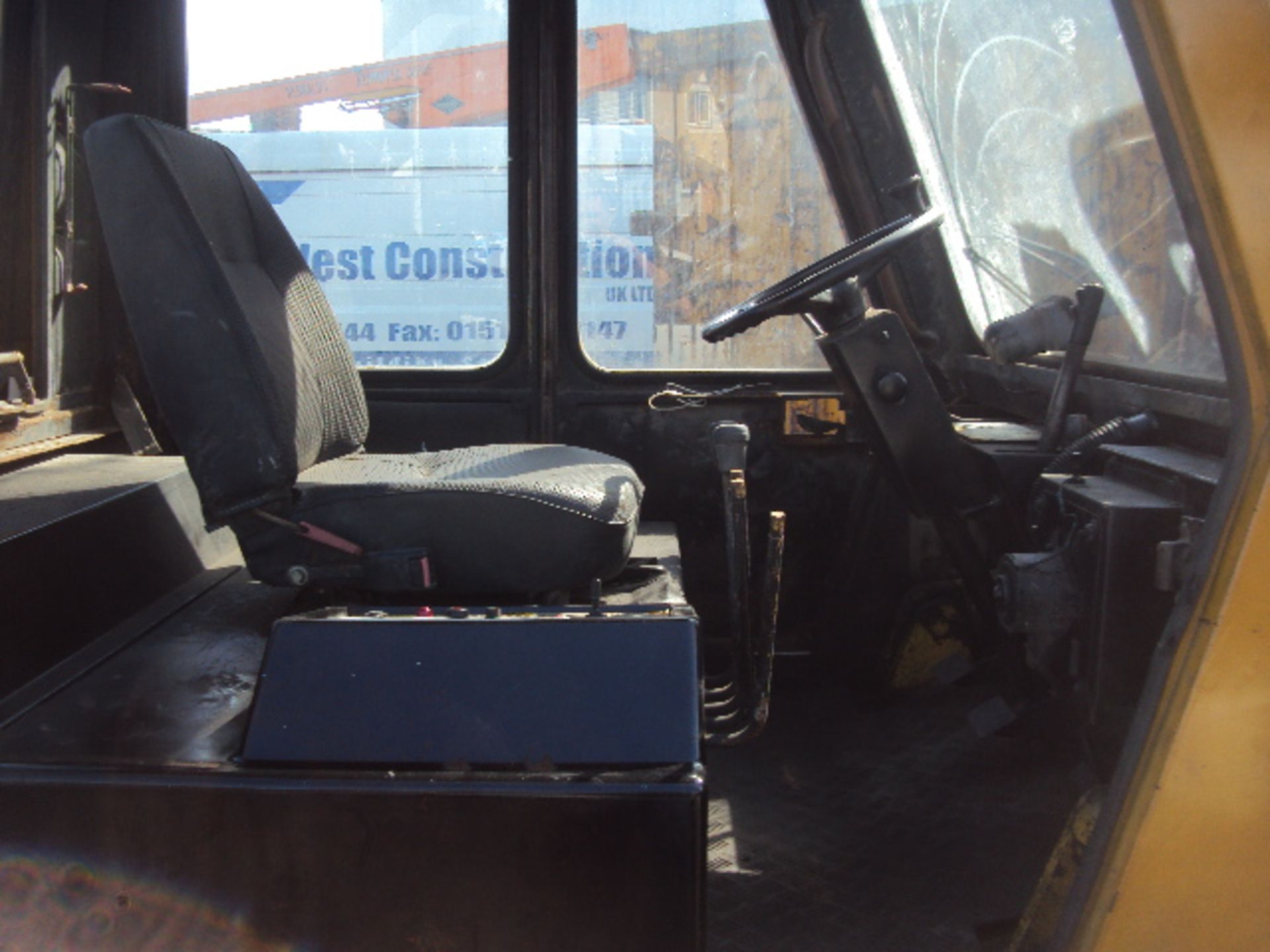 LANSING 7.40 4t diesel driven forklift truck with duplex free-lift mast (sold as not working) - Image 4 of 4