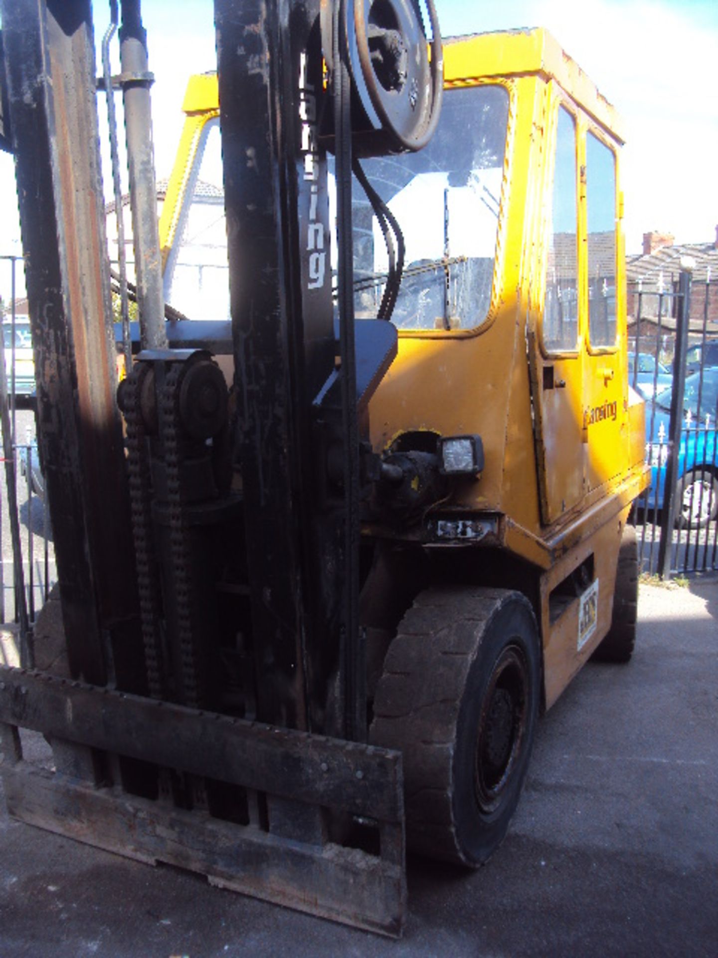 LANSING 7.40 4t diesel driven forklift truck with duplex free-lift mast (sold as not working) - Image 2 of 4