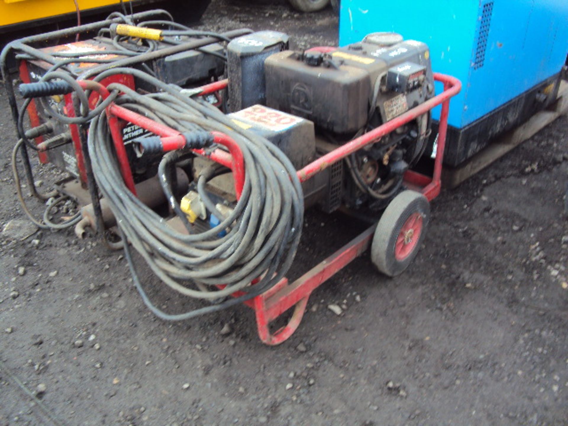 Diesel 220 welder/generator c/w leads (RMP)