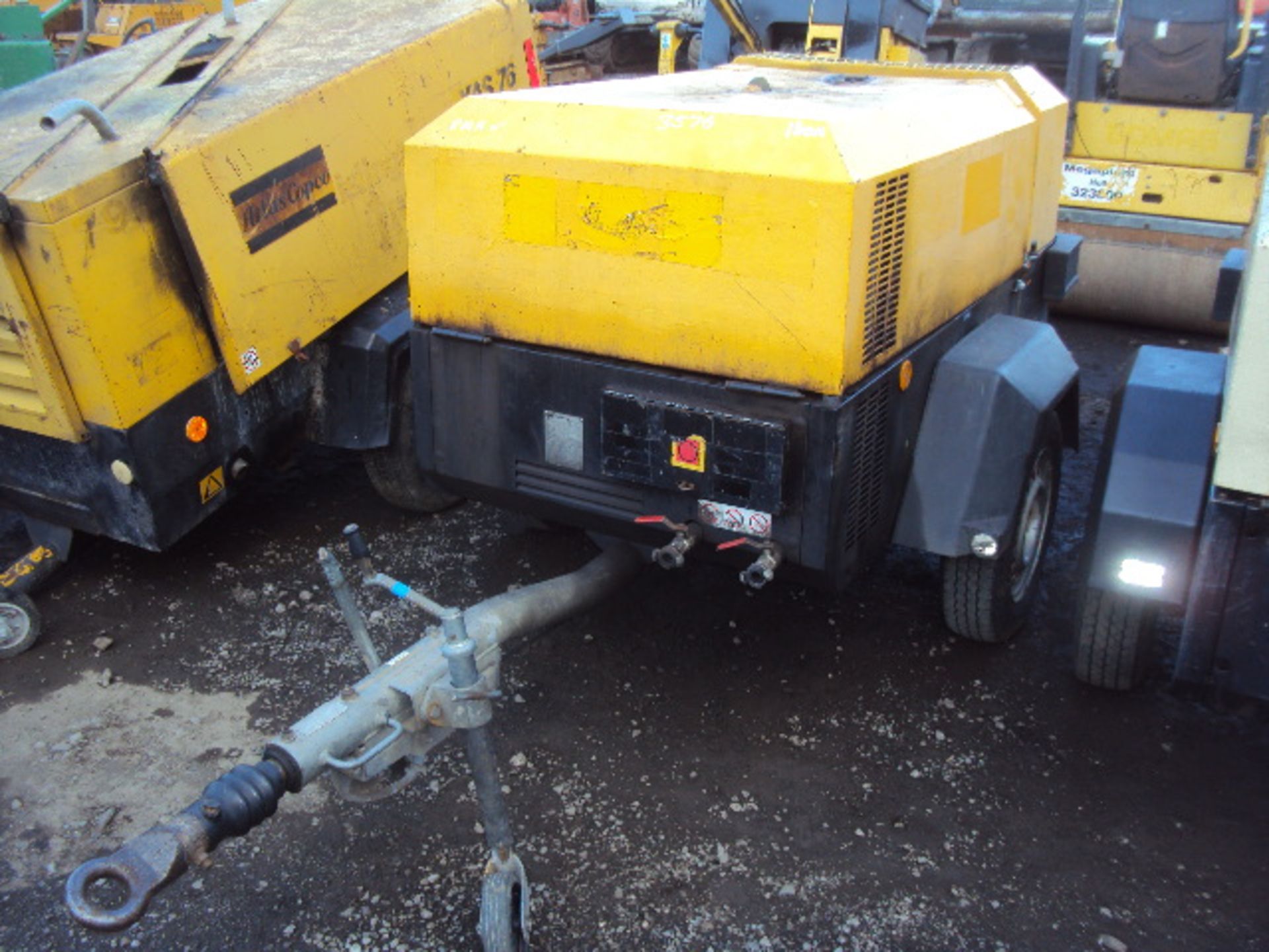 2005 INGERSOLL RAND 741 fast tow compressor, 1238 hours, s/nY421646 (RMA)