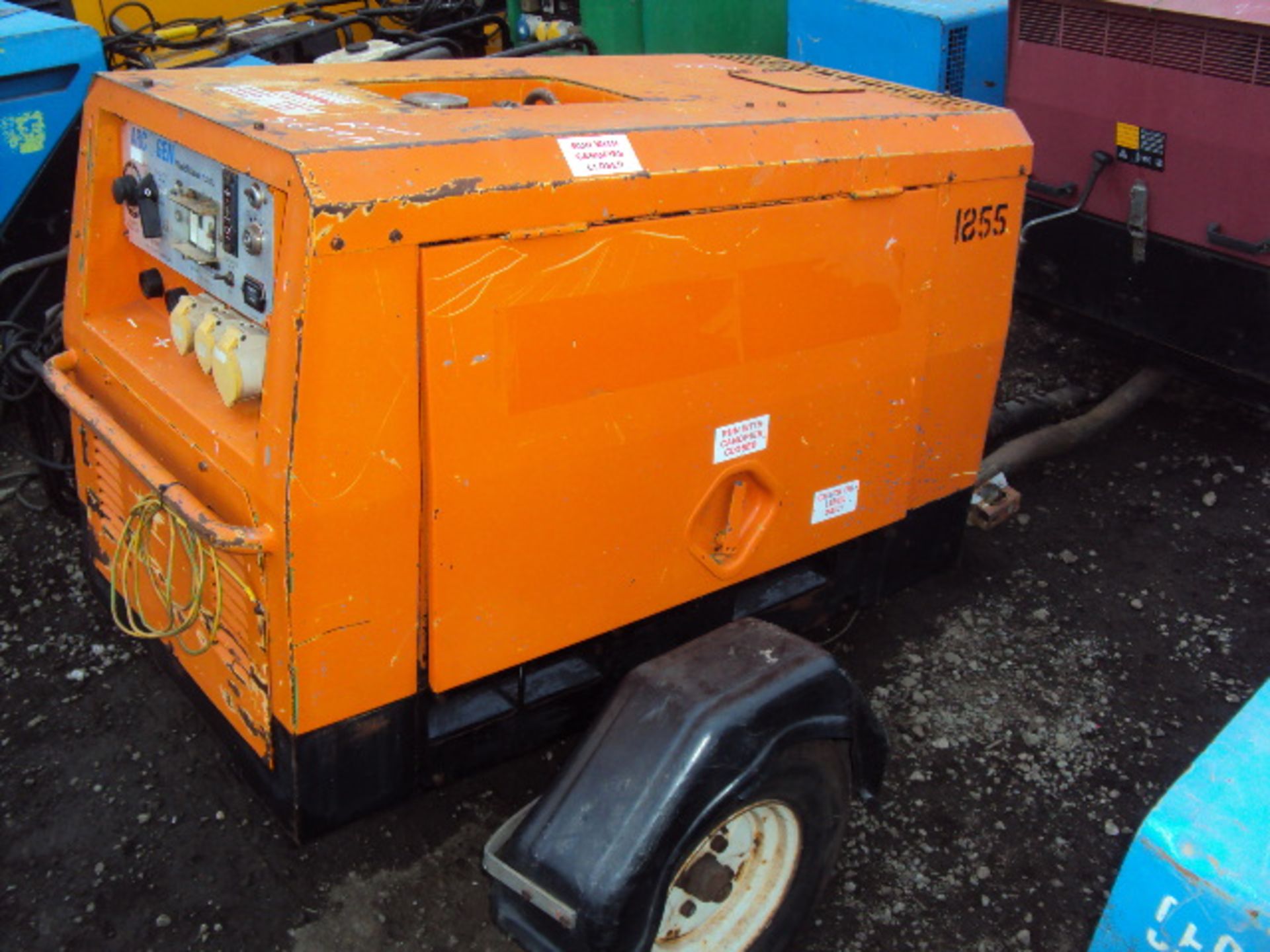 ARC GEN 300SD 300amp diesel fast tow welder/generator (RMP) - Image 2 of 2