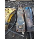 JCB hydraulic breaker with lines (30mm pins)