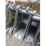 15'' 7t bucket 60mm pins