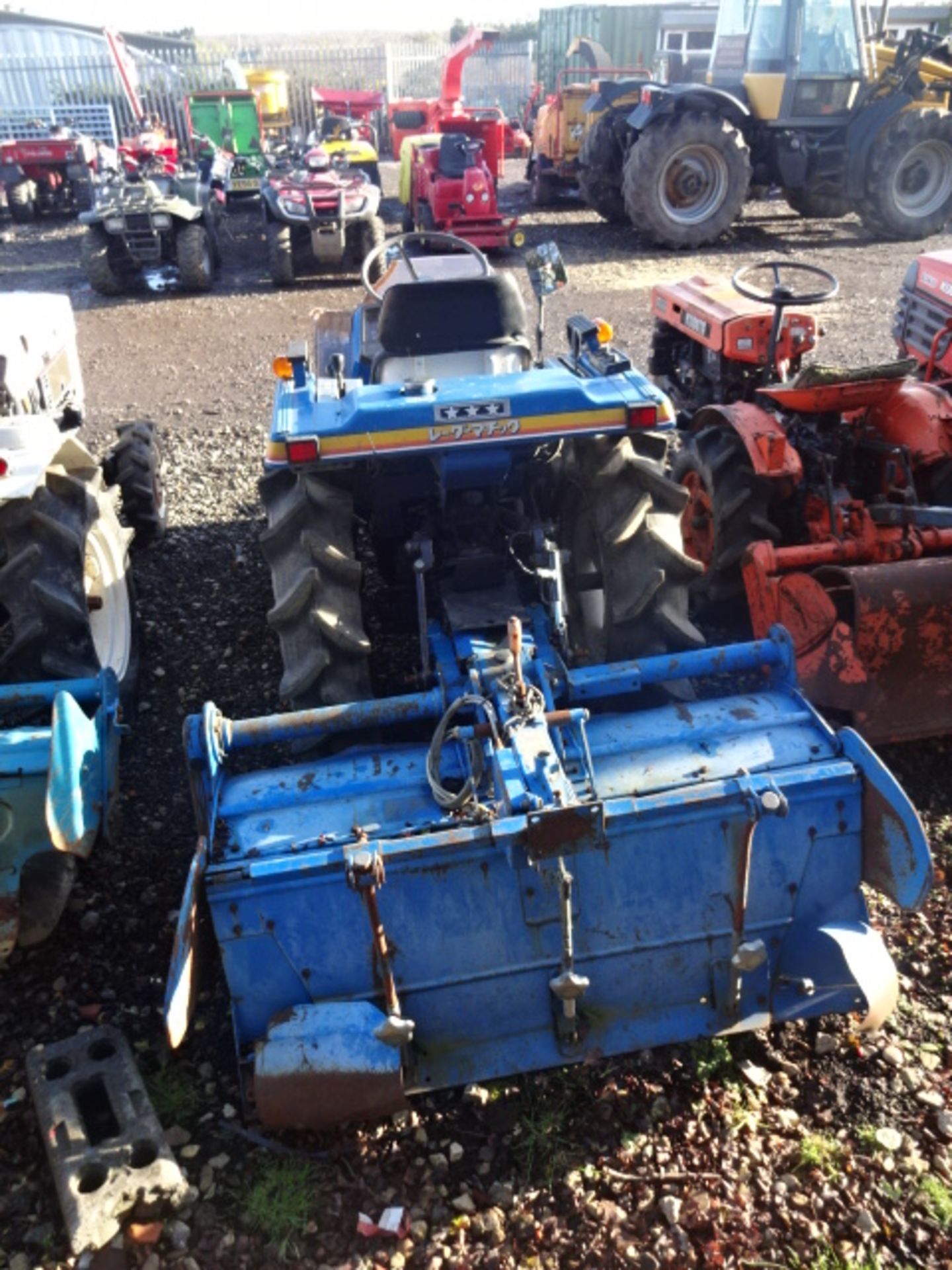 ISEKI LANDHOPE 170 3-cylinder 4wd compact tractor, 279 hours c/w rotavator (R&D) - Image 4 of 4
