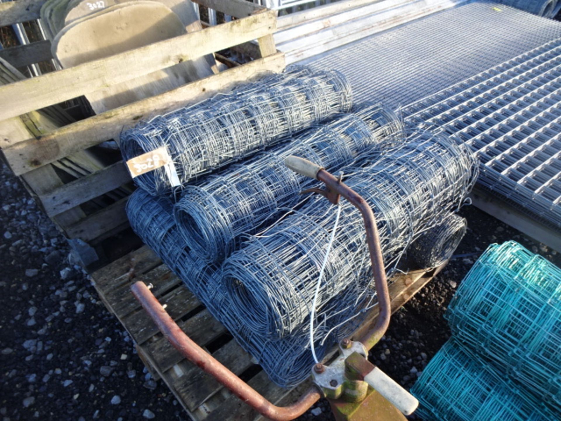 8 x rolls of sheep wire