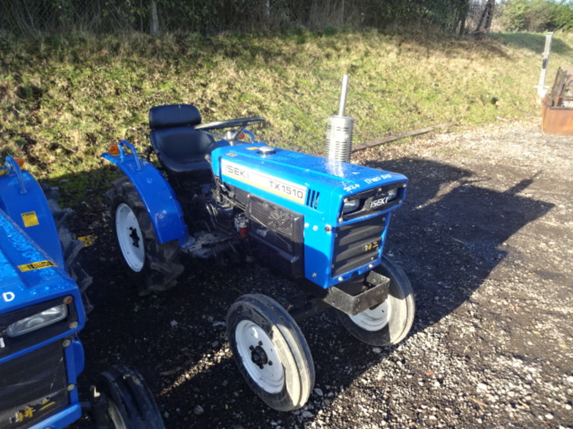 ISEKI TX1510 3-cylinder 2wd compact tractor, 535 hours c/w 3-point linkage & pto (R&D)