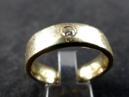 Ring made from recycled gold (tests bett - Image 3 of 3