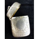 Silver vesta case with chased decoration