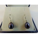 Silver freshwater lilac pearl earrings