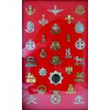 28 military cap badges including Derbyshire, paratroopers and Artist rifles,