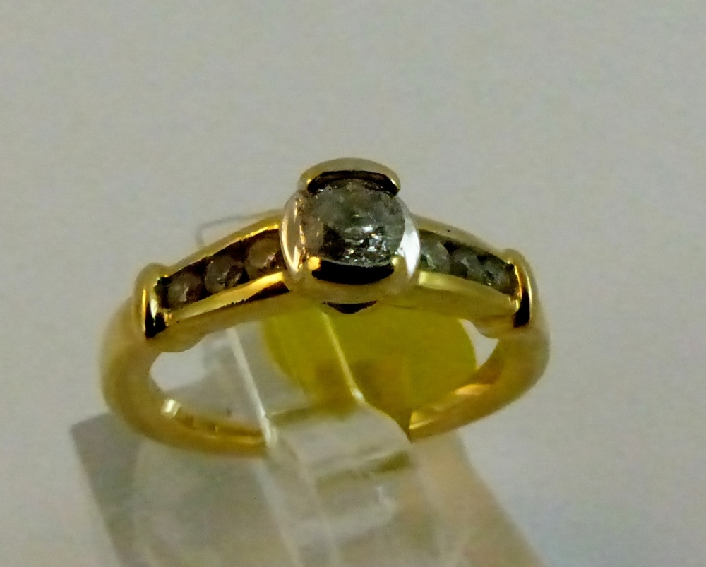 18 ct gold 0.