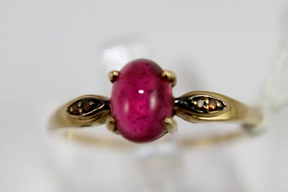 9 ct yellow gold rubelite and red diamond ring with certificate, size S.