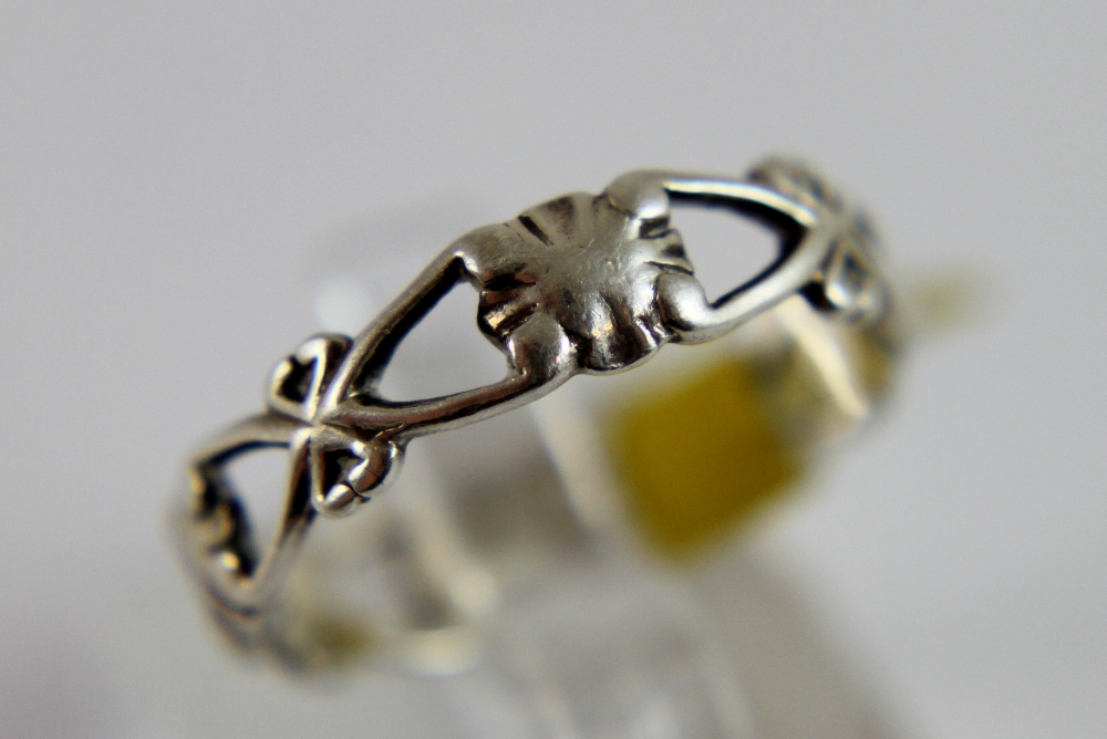 Silver celtic ring