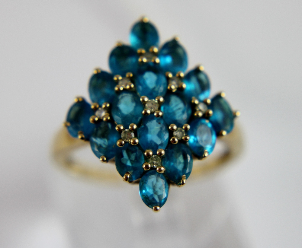 9 ct yellow gold neon apatite and diamond ring size O