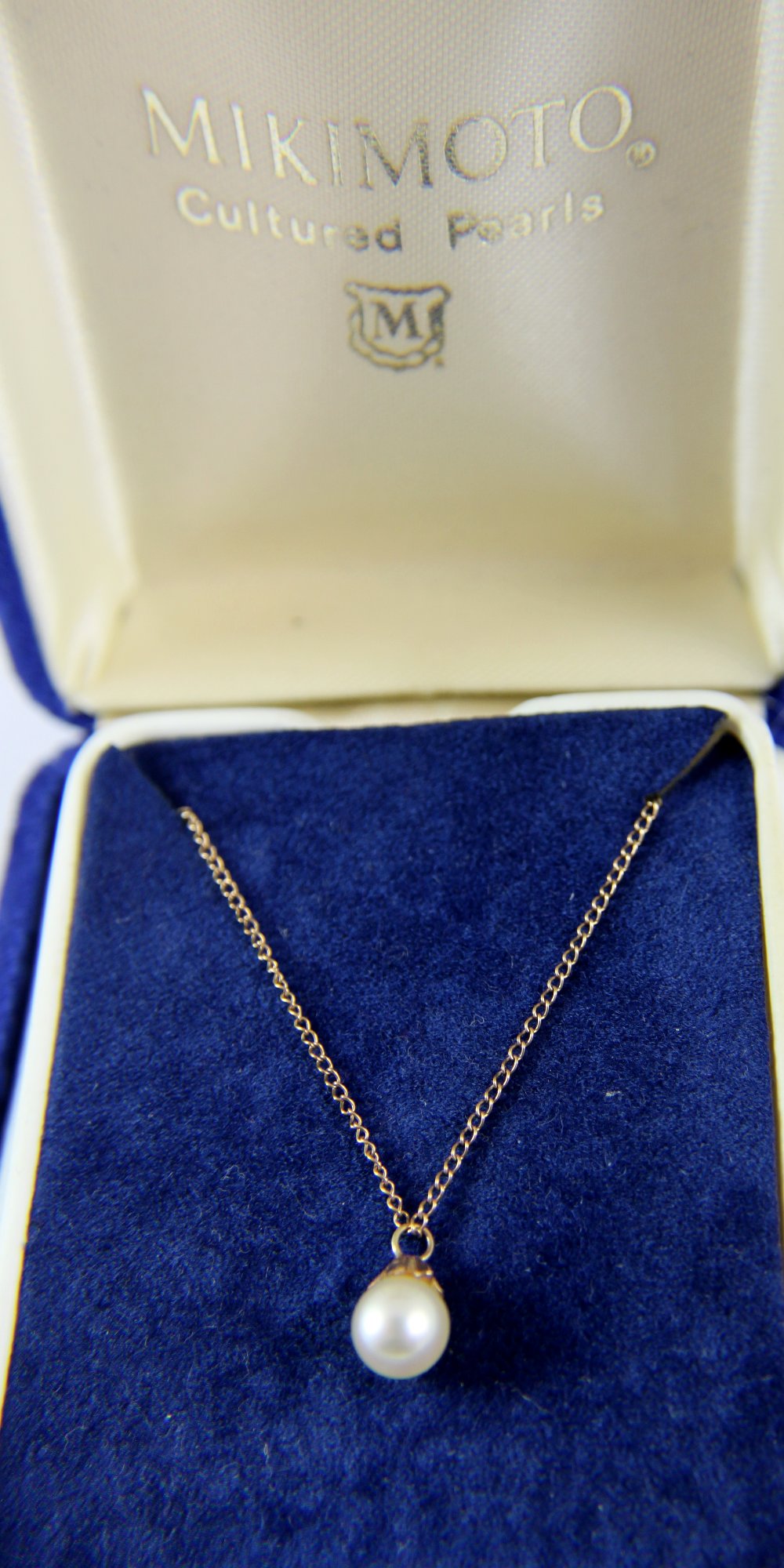 Mikimoto cultivated pearl pendant on 9 ct yellow gold necklace