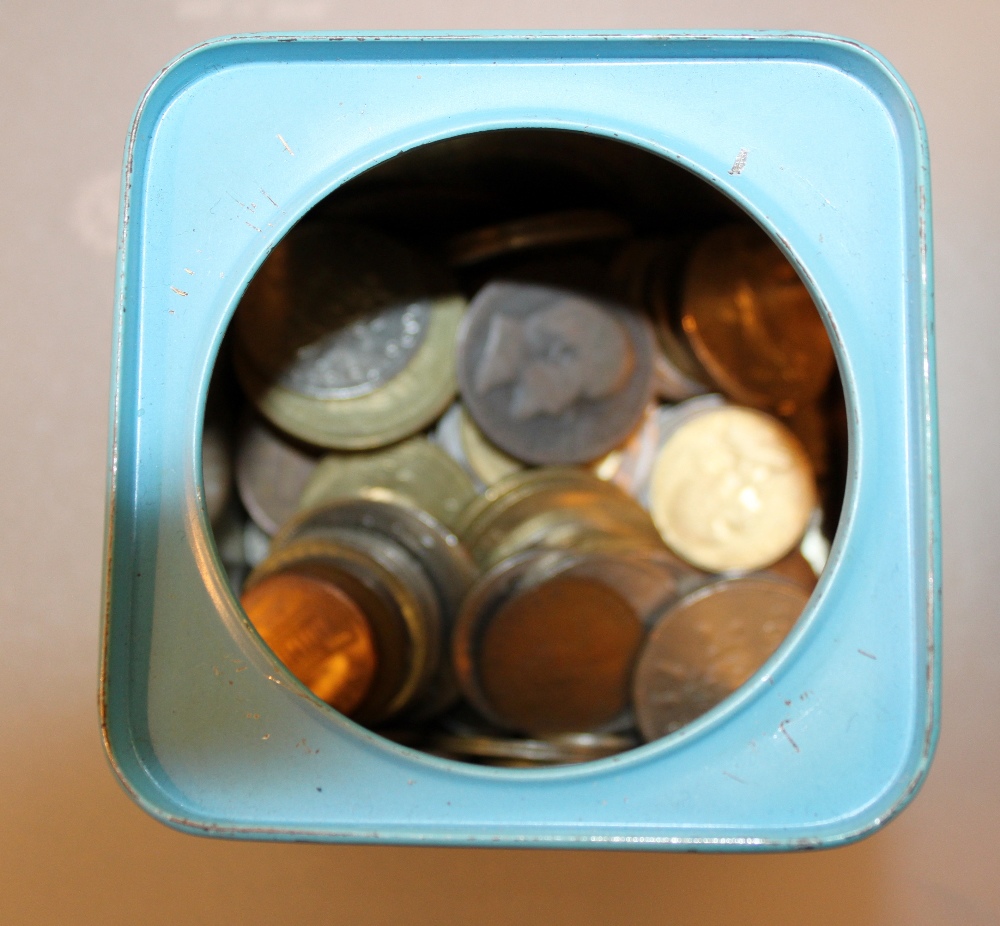 Small box of mixed foreign coinage